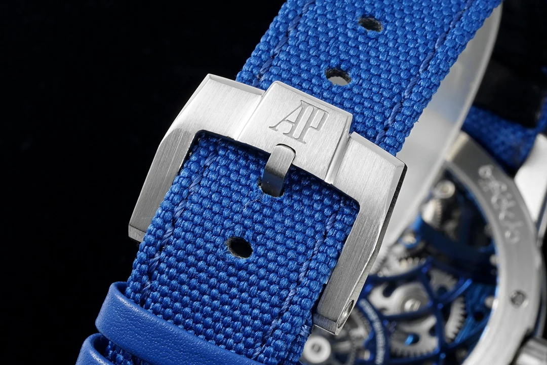 Audemars Piguet Royal Oak Tourbillon 26600 — photographed off the sweep