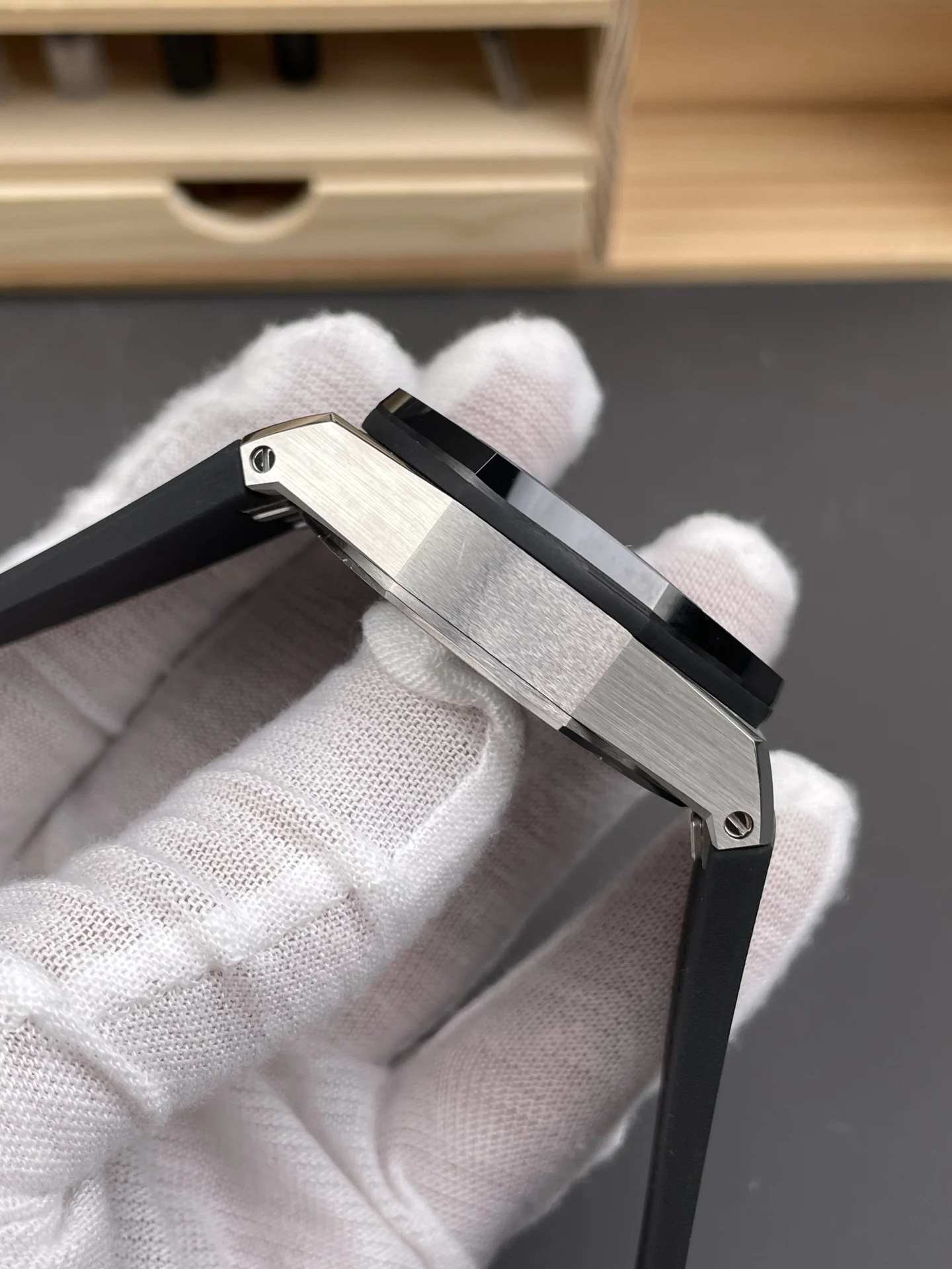 Audemars Piguet Steel Black Dial 26420 — photographed off the sweep
