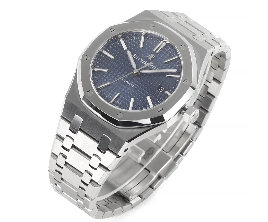 Audemars Piguet Steel Blue Dial 15400 41mm — detail