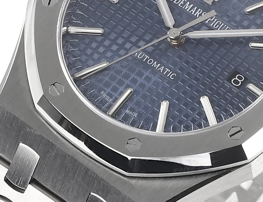 Audemars Piguet Steel Blue Dial 15400 41mm — photographed off the sweep