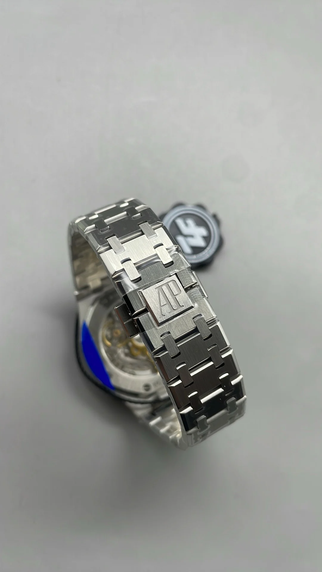 Audemars Piguet White Dial 15450 37mm — photographed off the sweep