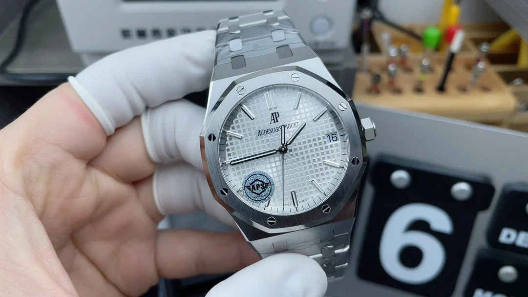 Audemars Piguet White Dial 15500