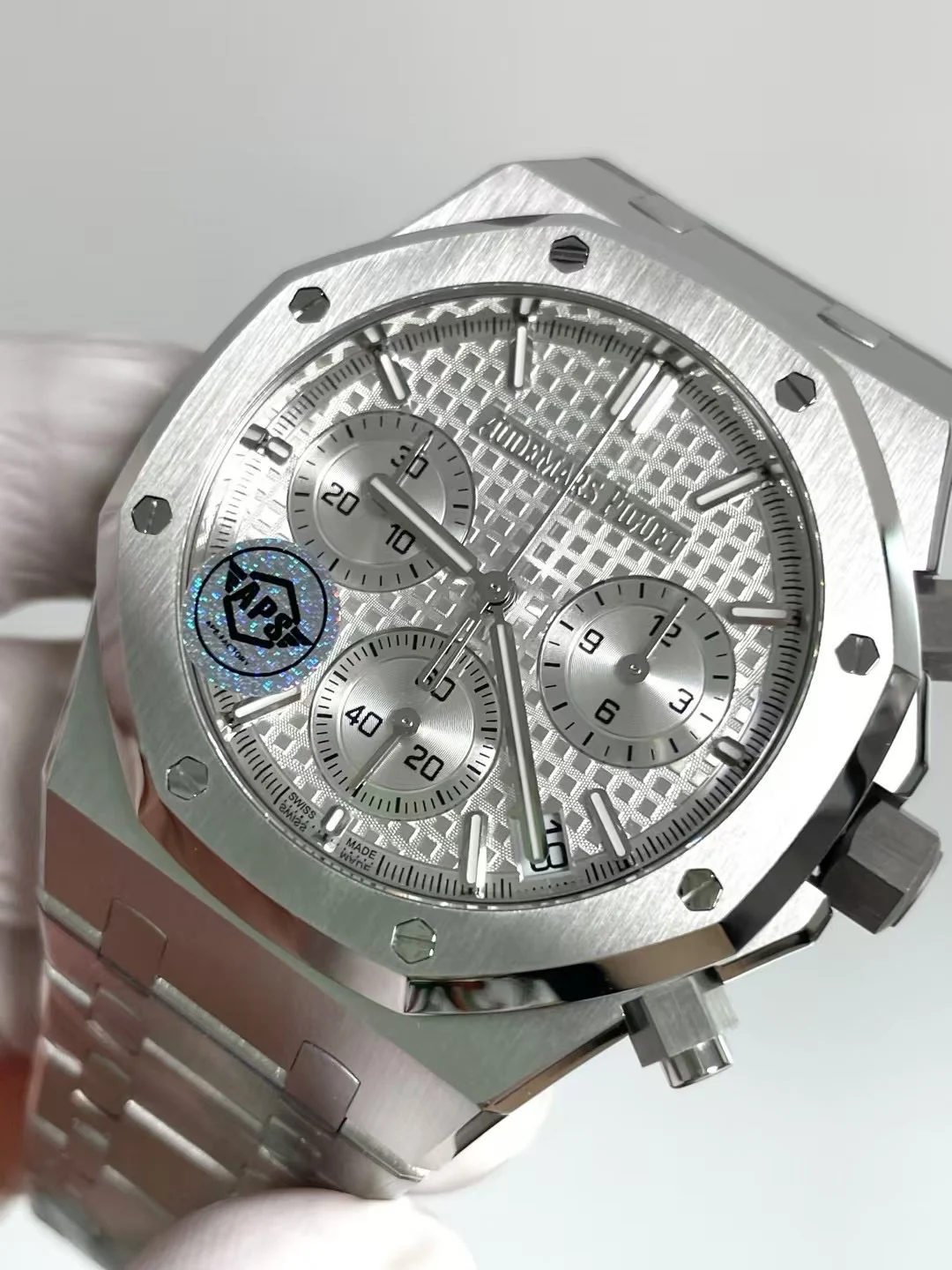 Audemars Piguet White Dial 26240 — photographed off the sweep