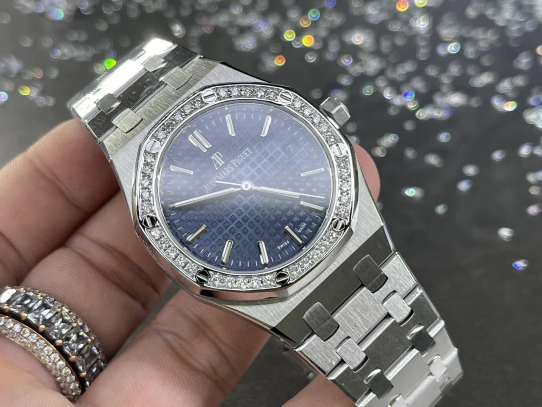 Audemars Piguet White Gold — photographed off the sweep