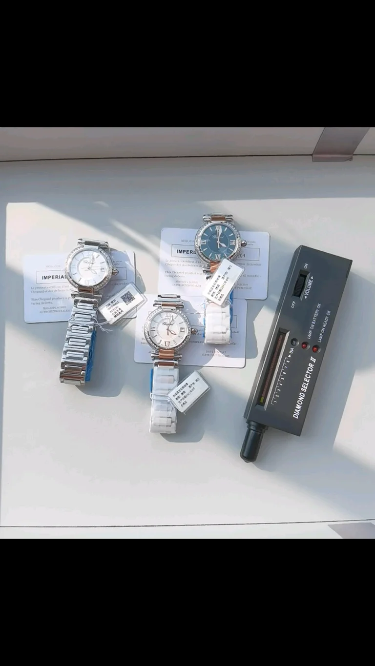 Authenticity guaranteed! Genuine Moissanite diamonds can pass