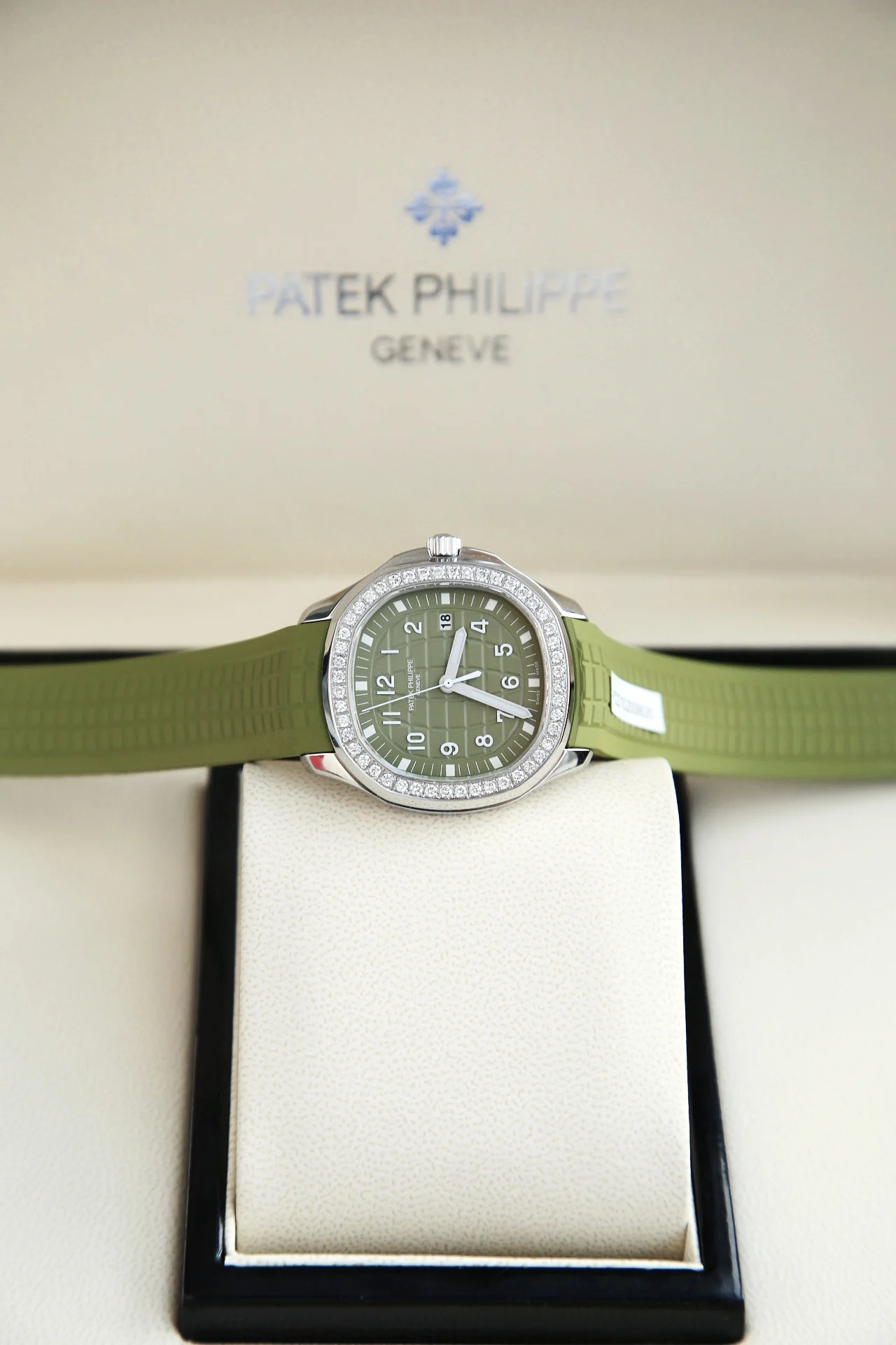 Avocado Green — photographed off the sweep