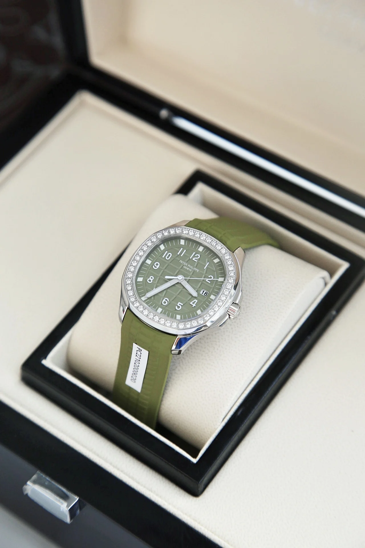 Avocado Green — photographed off the sweep