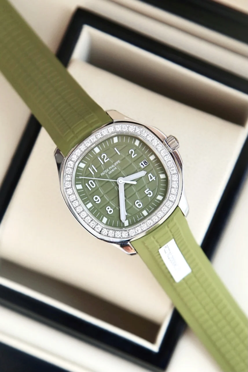 Avocado Green — photographed off the sweep