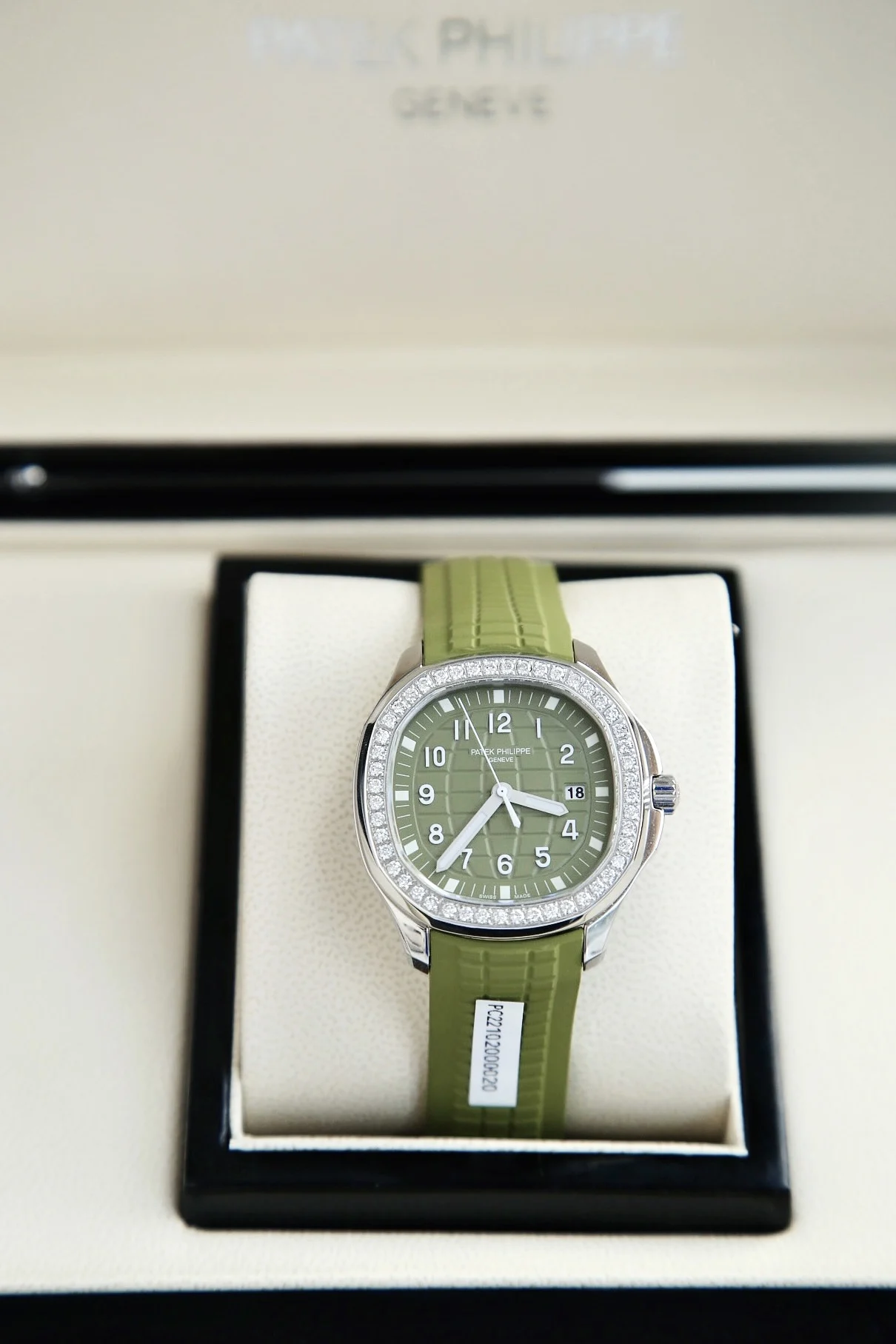 Avocado Green — photographed off the sweep