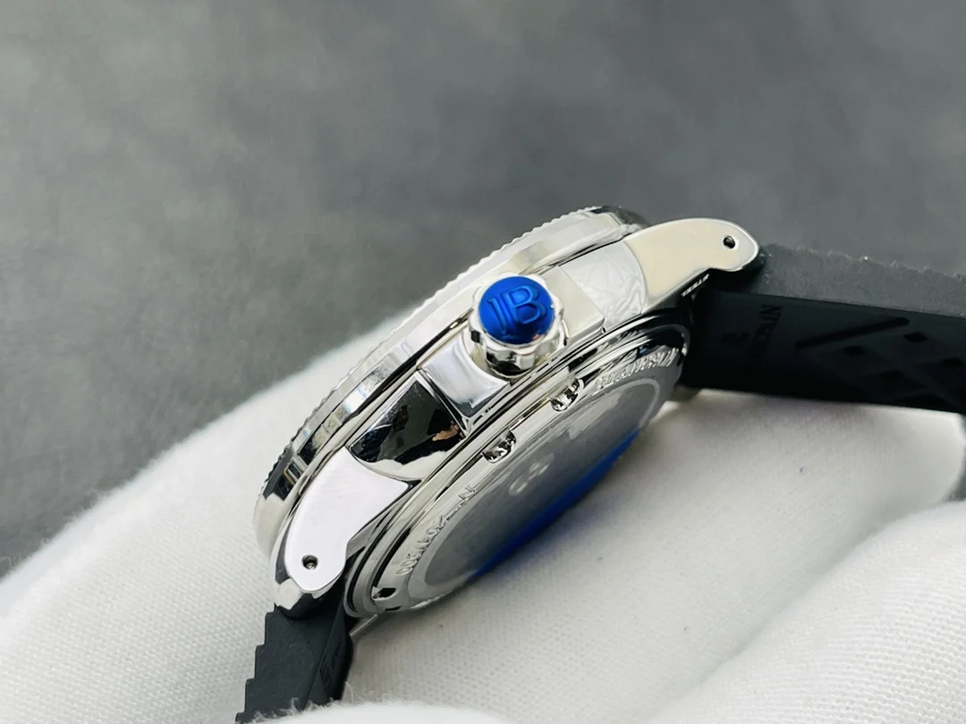 Blancpain Fifty Fathoms Steel 40.30mm — photographed off the sweep