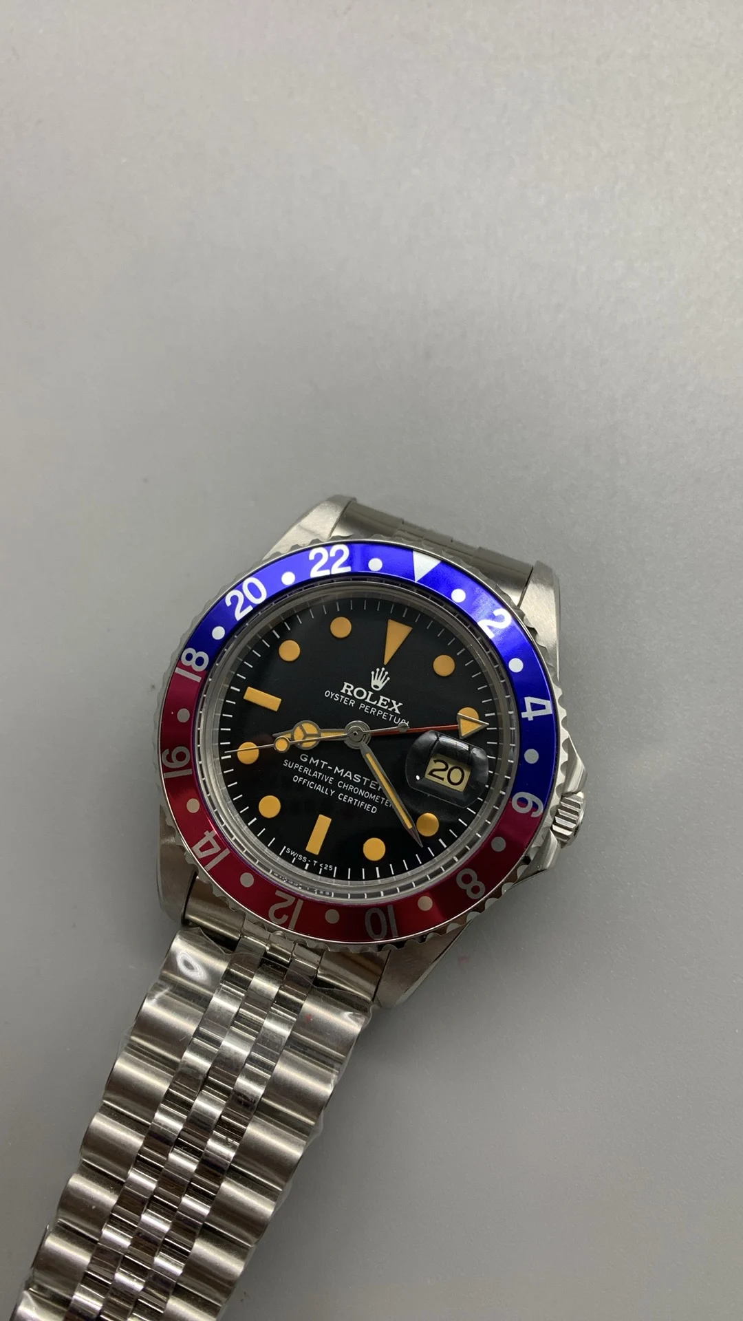 BPF, Retro GMT, 2824 — photographed off the sweep