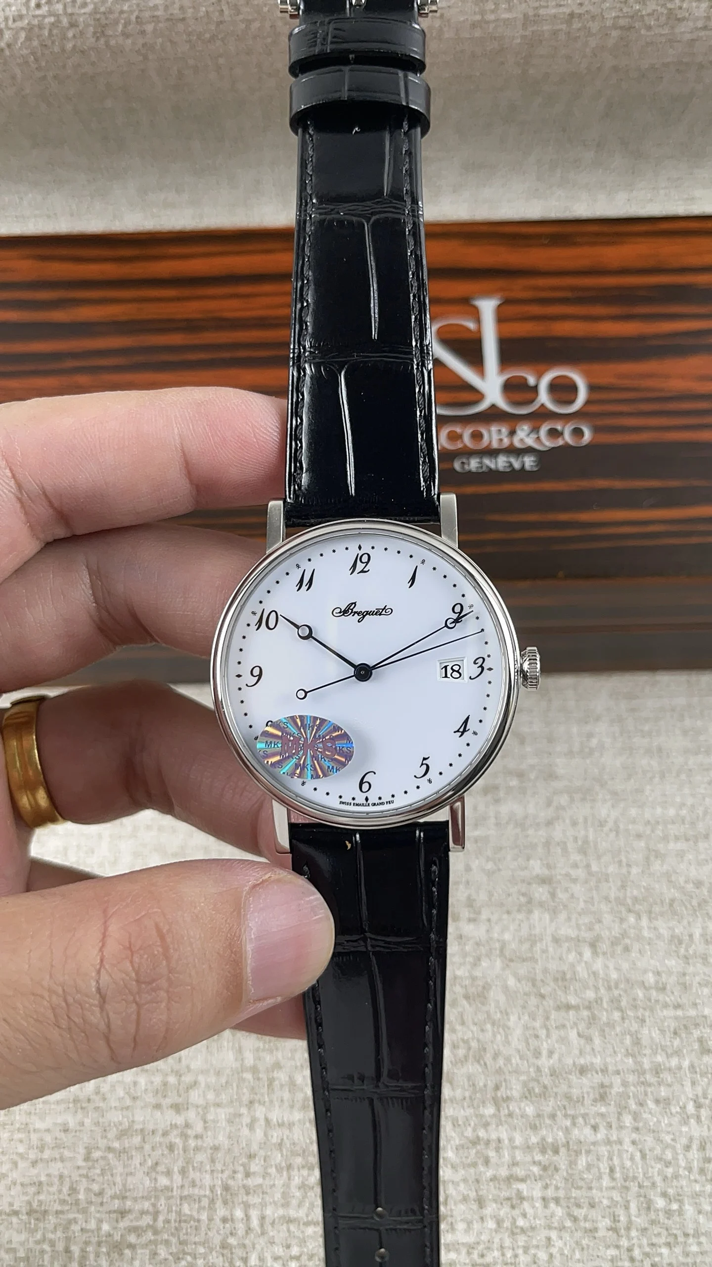 Breguet classic 5177 collection! Paired with 9015 movement — photographed off the sweep