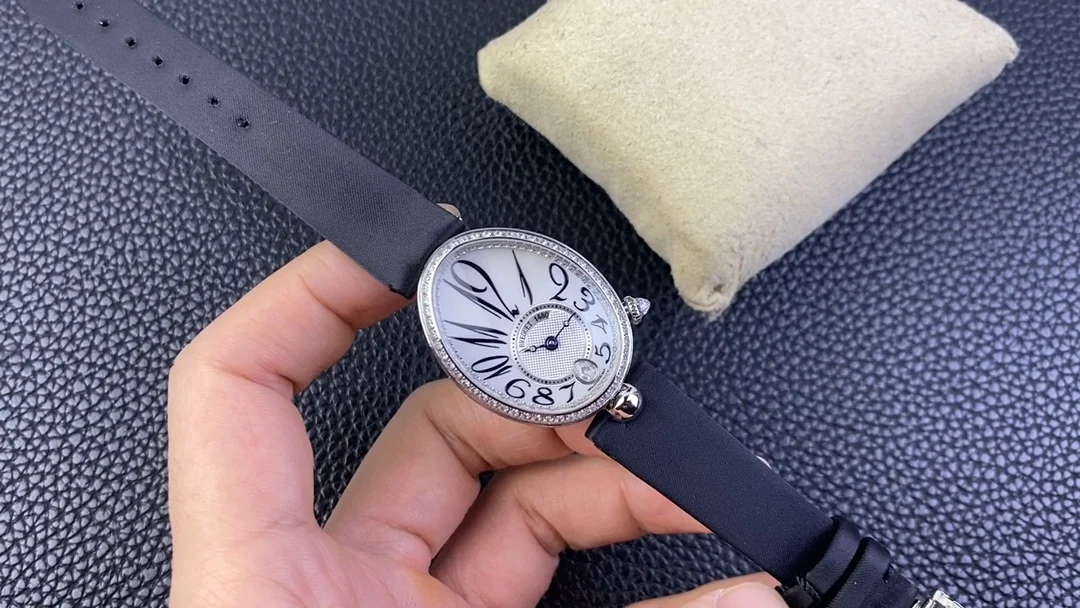 Breguet Reine de Naples 36.5 × 28.45mm