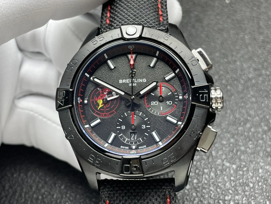 Breitling Avenger — photographed off the sweep
