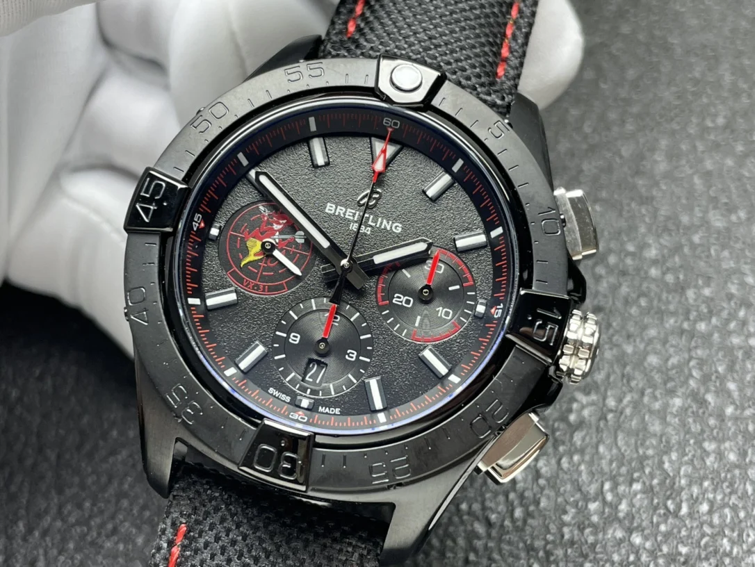 Breitling Avenger — photographed off the sweep