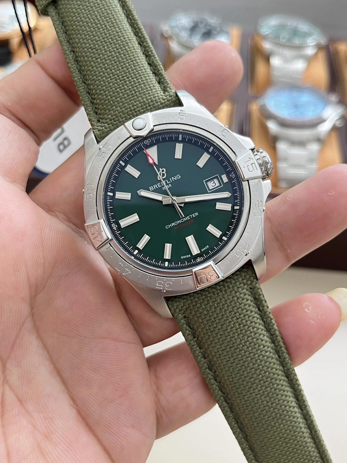 Breitling Avenger Green Dial — photographed off the sweep