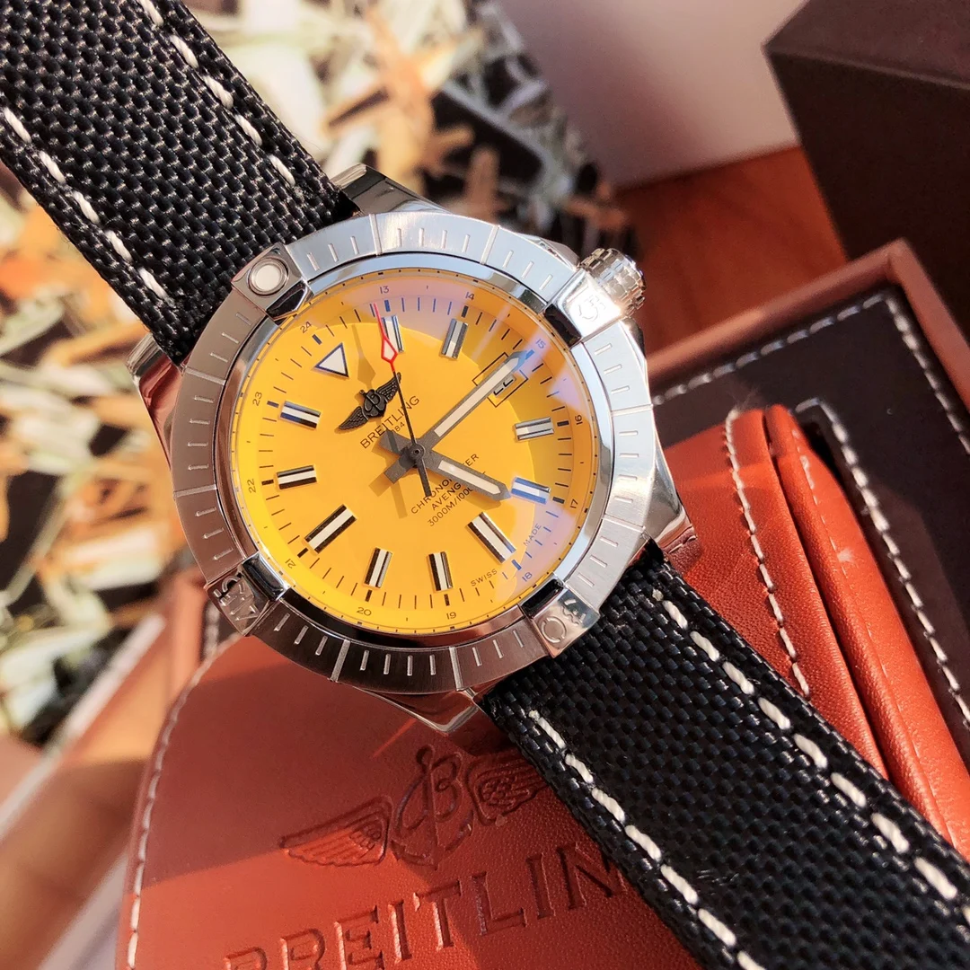 Breitling Avenger Steel 45mm — photographed off the sweep