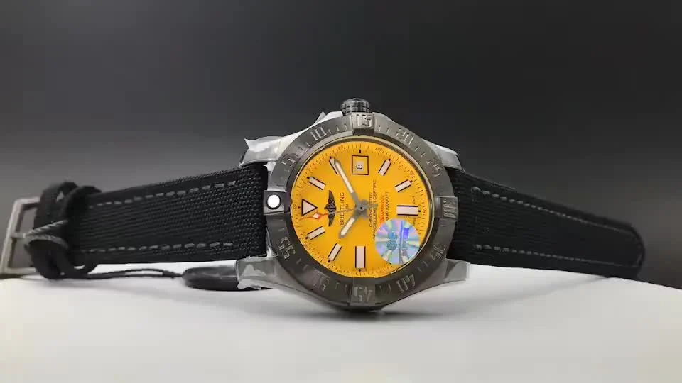 Breitling Avenger Steel 45mm