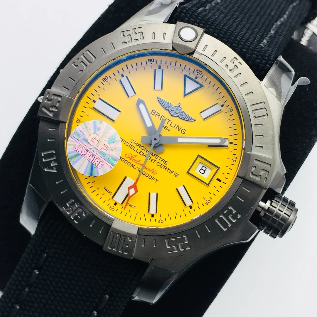 Breitling Avenger Steel 45mm — photographed off the sweep