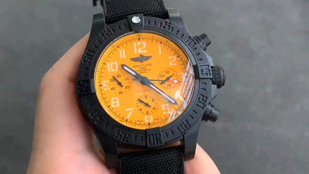 Breitling Avenger Titanium 45mm