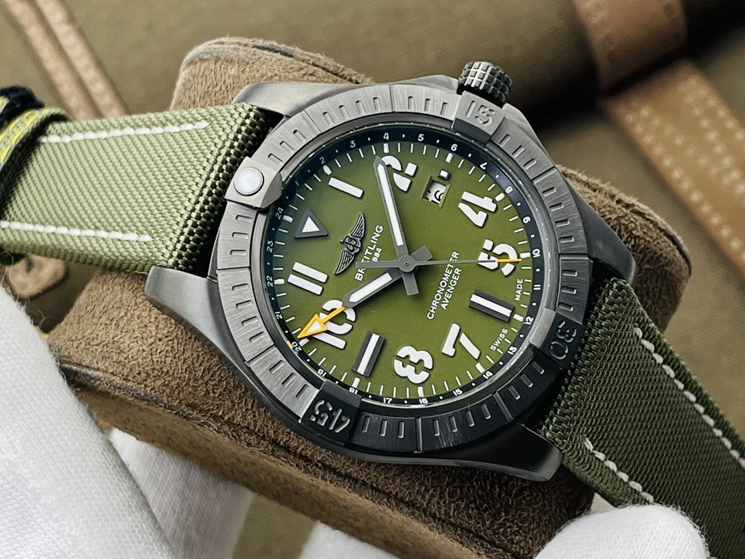 Breitling Avenger Titanium Green Dial — photographed off the sweep