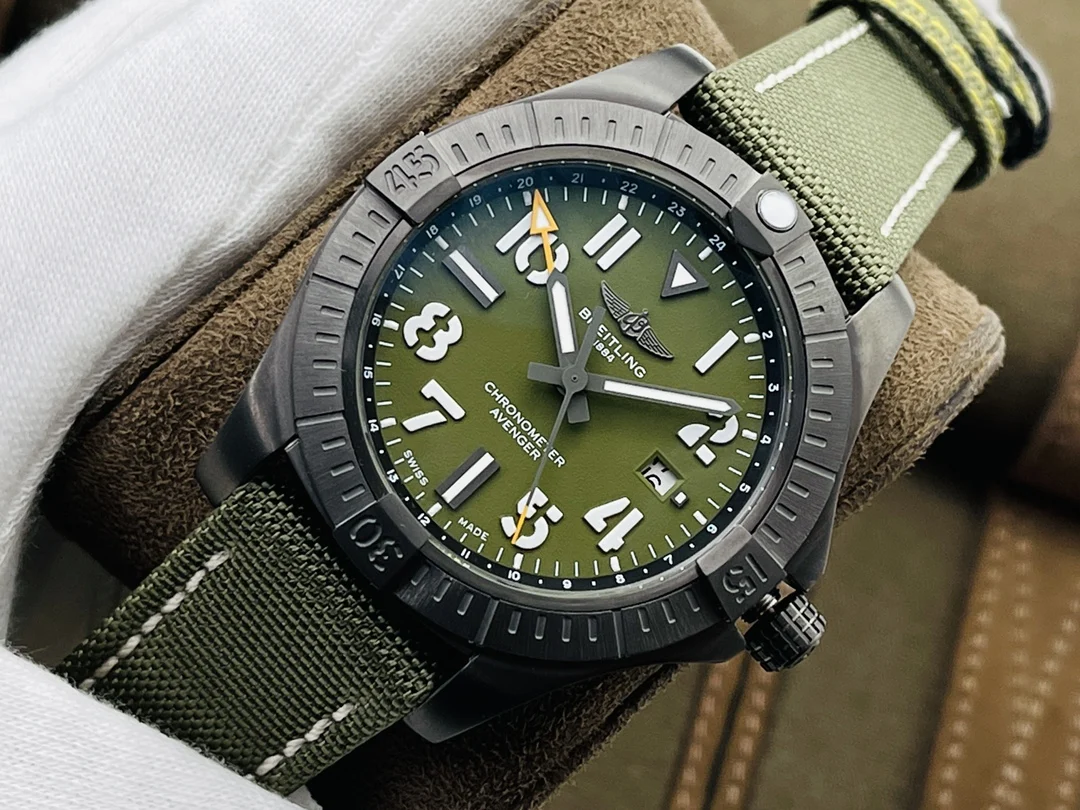 Breitling Avenger Titanium Green Dial — photographed off the sweep