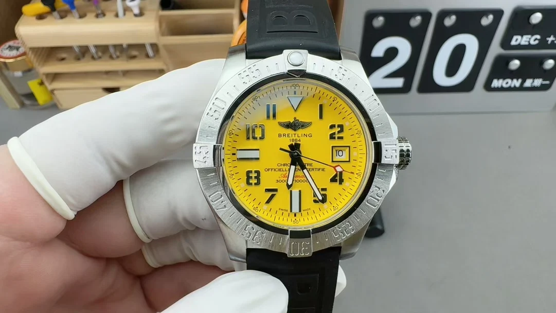Breitling Avenger Yellow Dial — photographed off the sweep