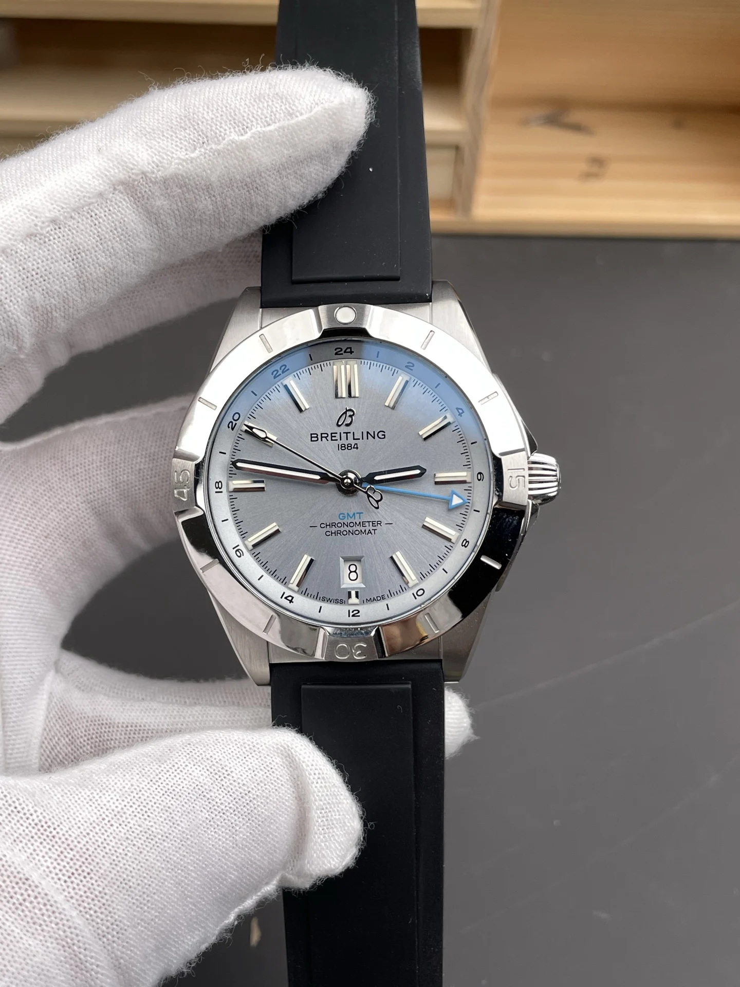 Breitling Ice Blue Blue Dial 40mm — photographed off the sweep
