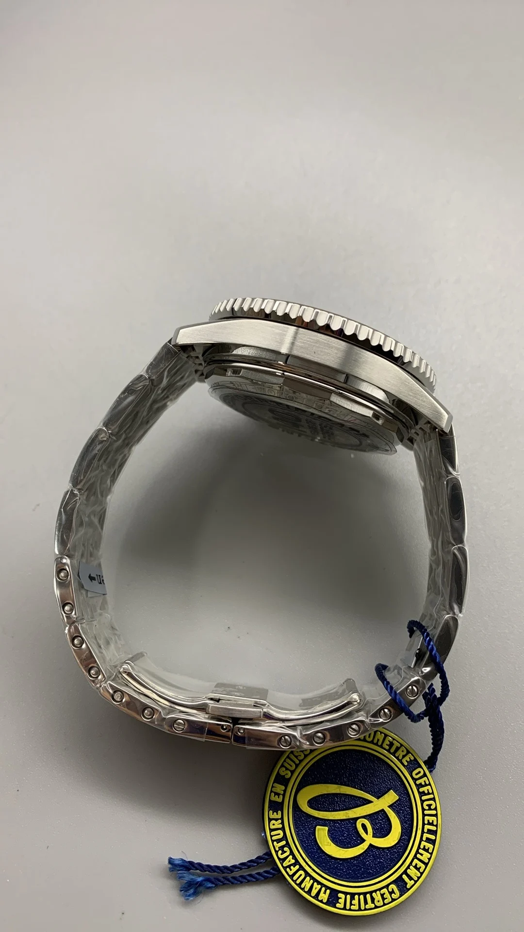Breitling Ice Blue Blue Dial β photographed off the sweep
