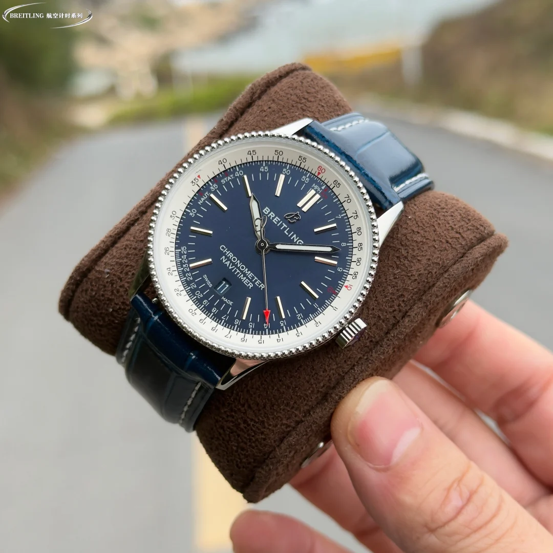 Breitling Navitimer 41mm — photographed off the sweep