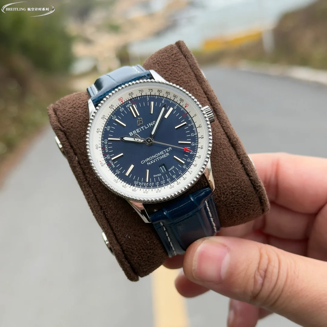 Breitling Navitimer 41mm — photographed off the sweep