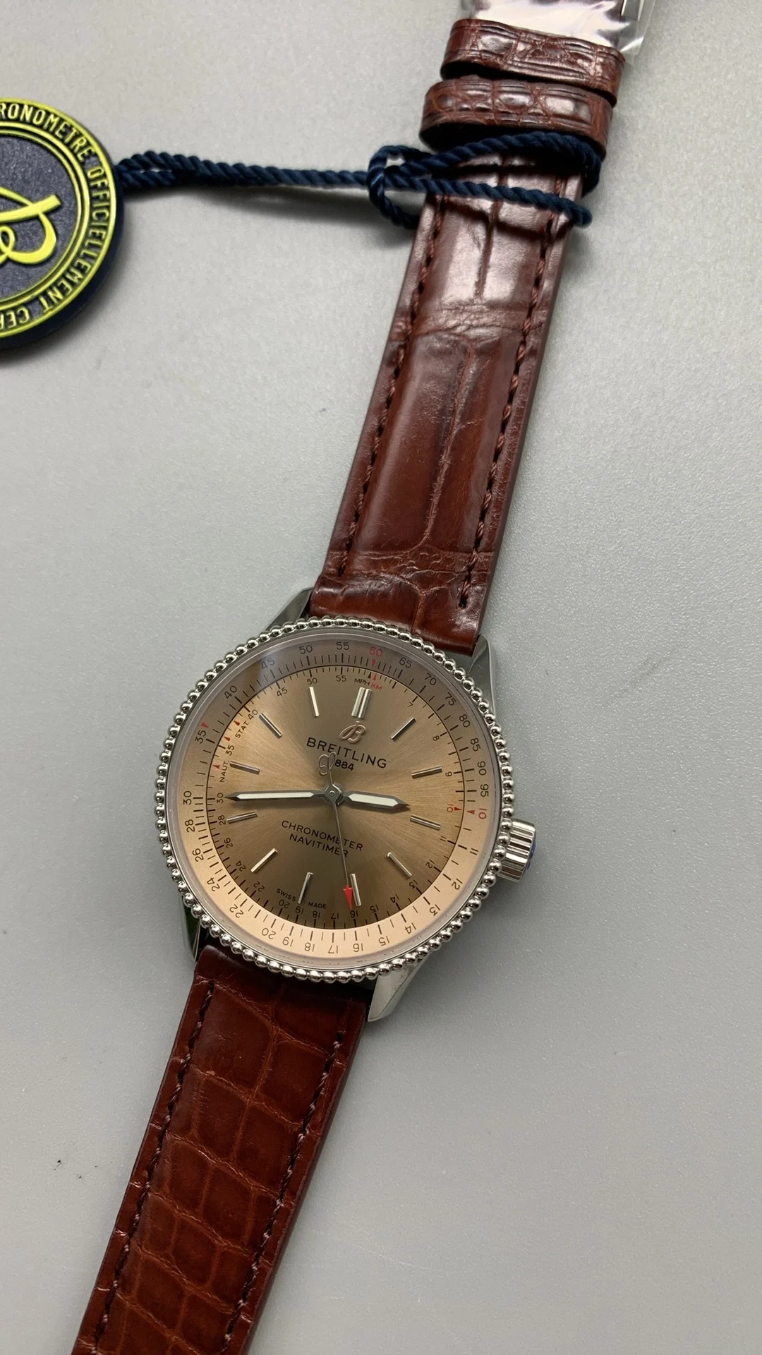 Breitling Navitimer Champagne β photographed off the sweep
