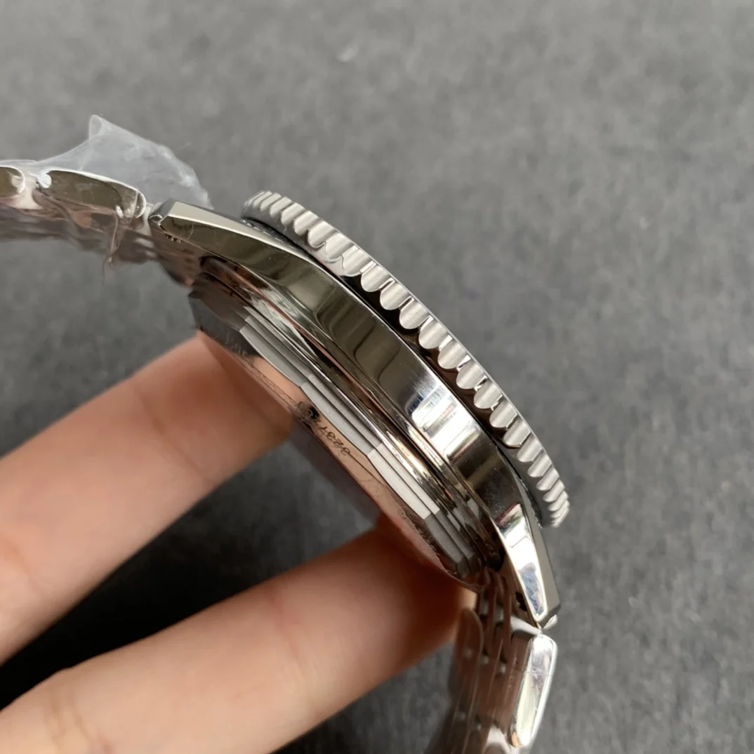 Breitling Navitimer Steel — photographed off the sweep