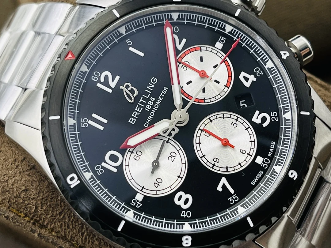 Breitling Panda Black Dial — photographed off the sweep