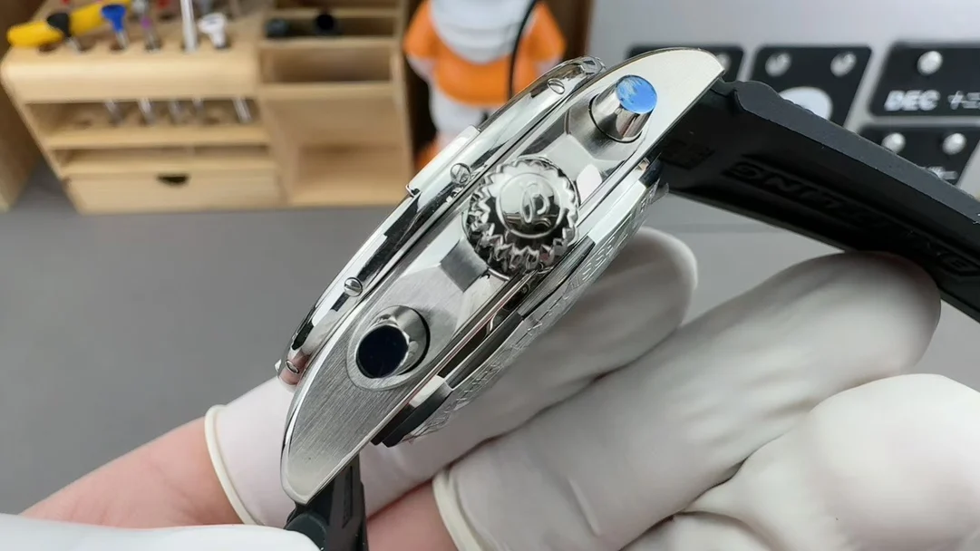 Breitling Panda Black Dial — photographed off the sweep