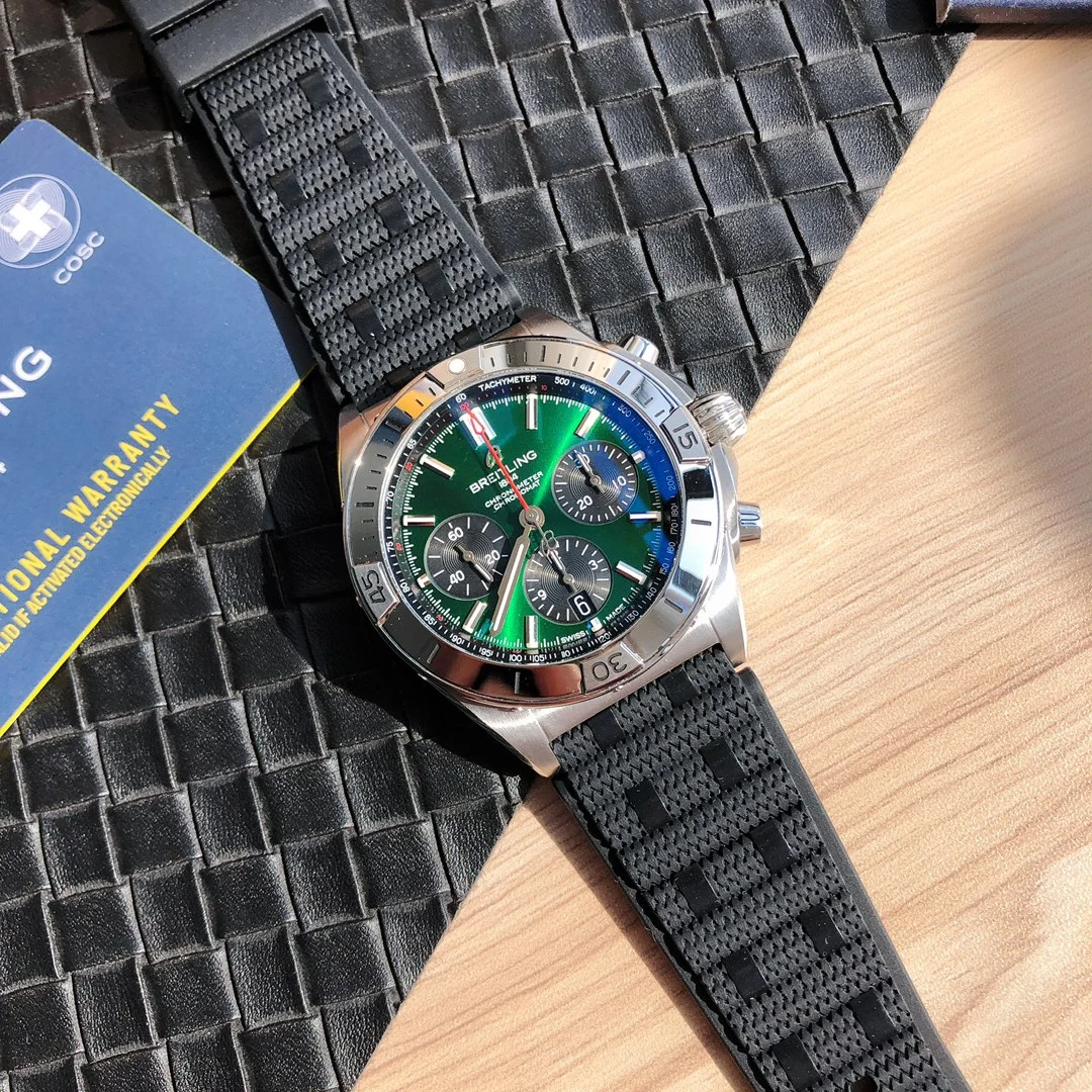 Breitling Panda Steel Green Dial — photographed off the sweep
