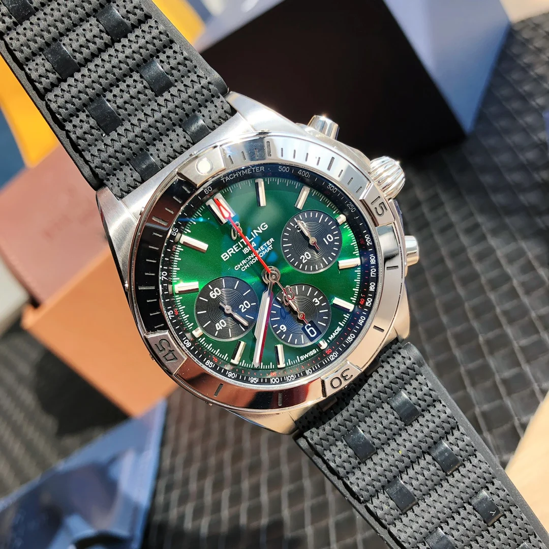 Breitling Panda Steel Green Dial — photographed off the sweep