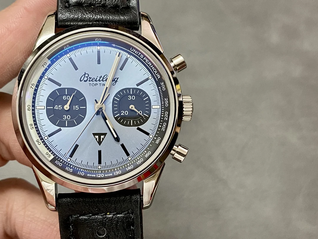 Breitling Steel Black Dial — photographed off the sweep