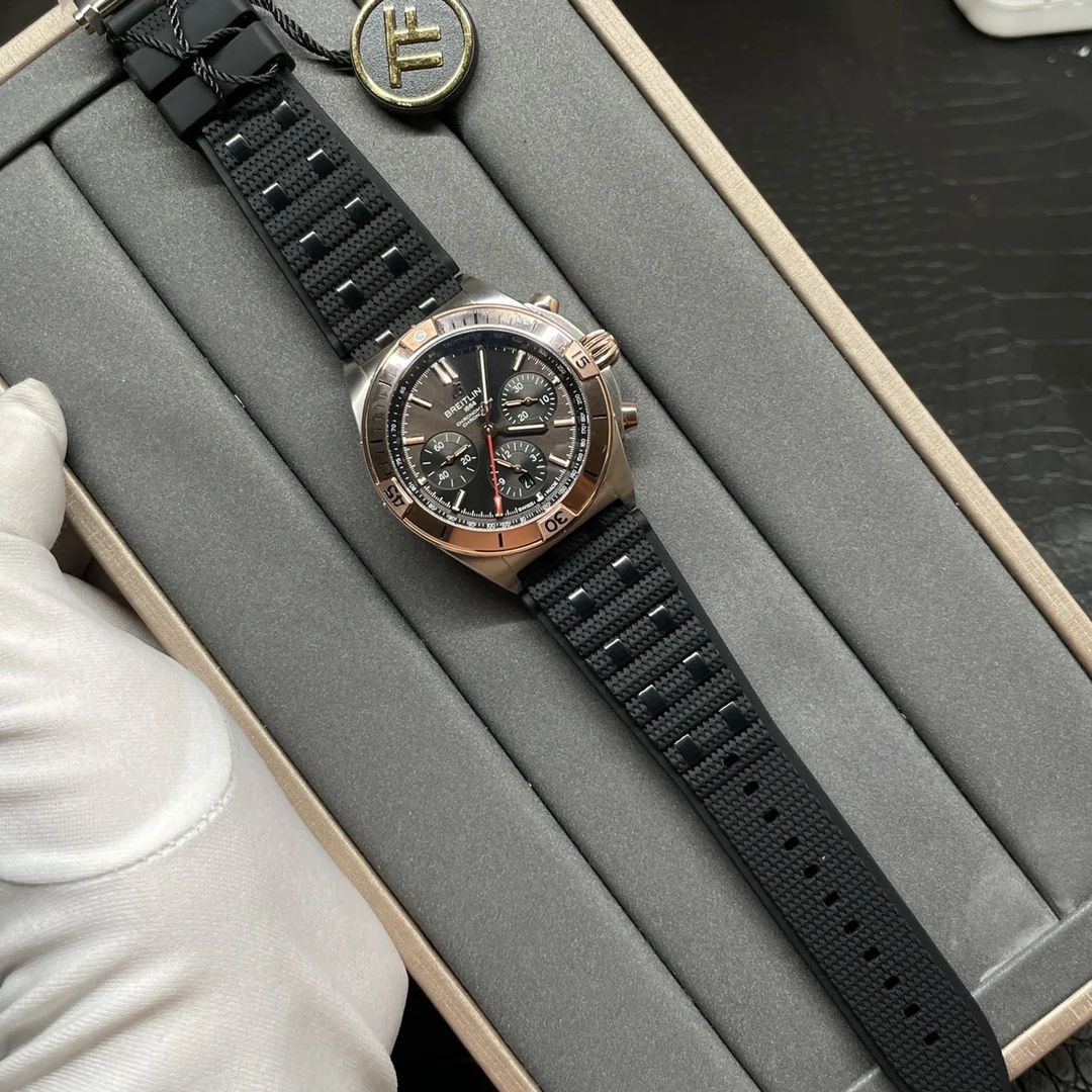 Breitling Steel Silver Dial — photographed off the sweep