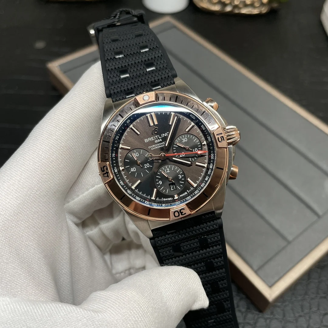 Breitling Steel Silver Dial — photographed off the sweep