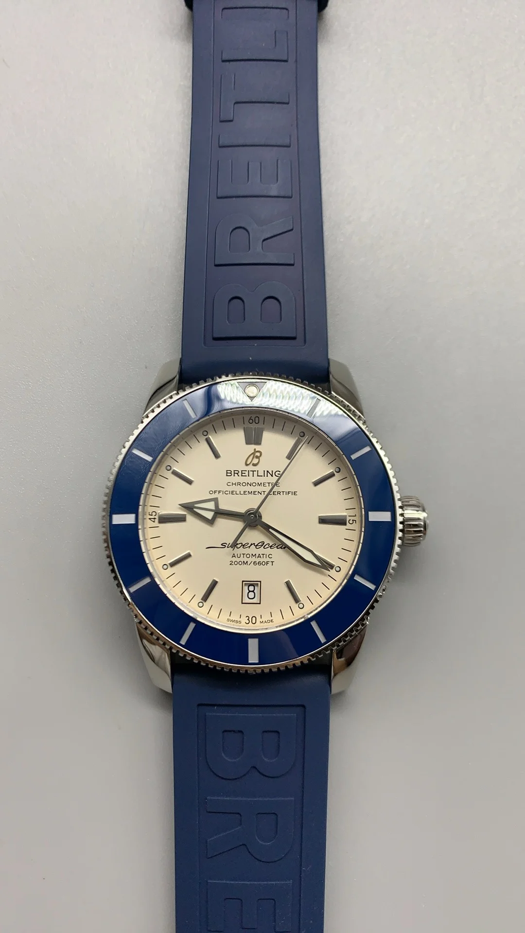 Breitling Superocean 42mm β photographed off the sweep