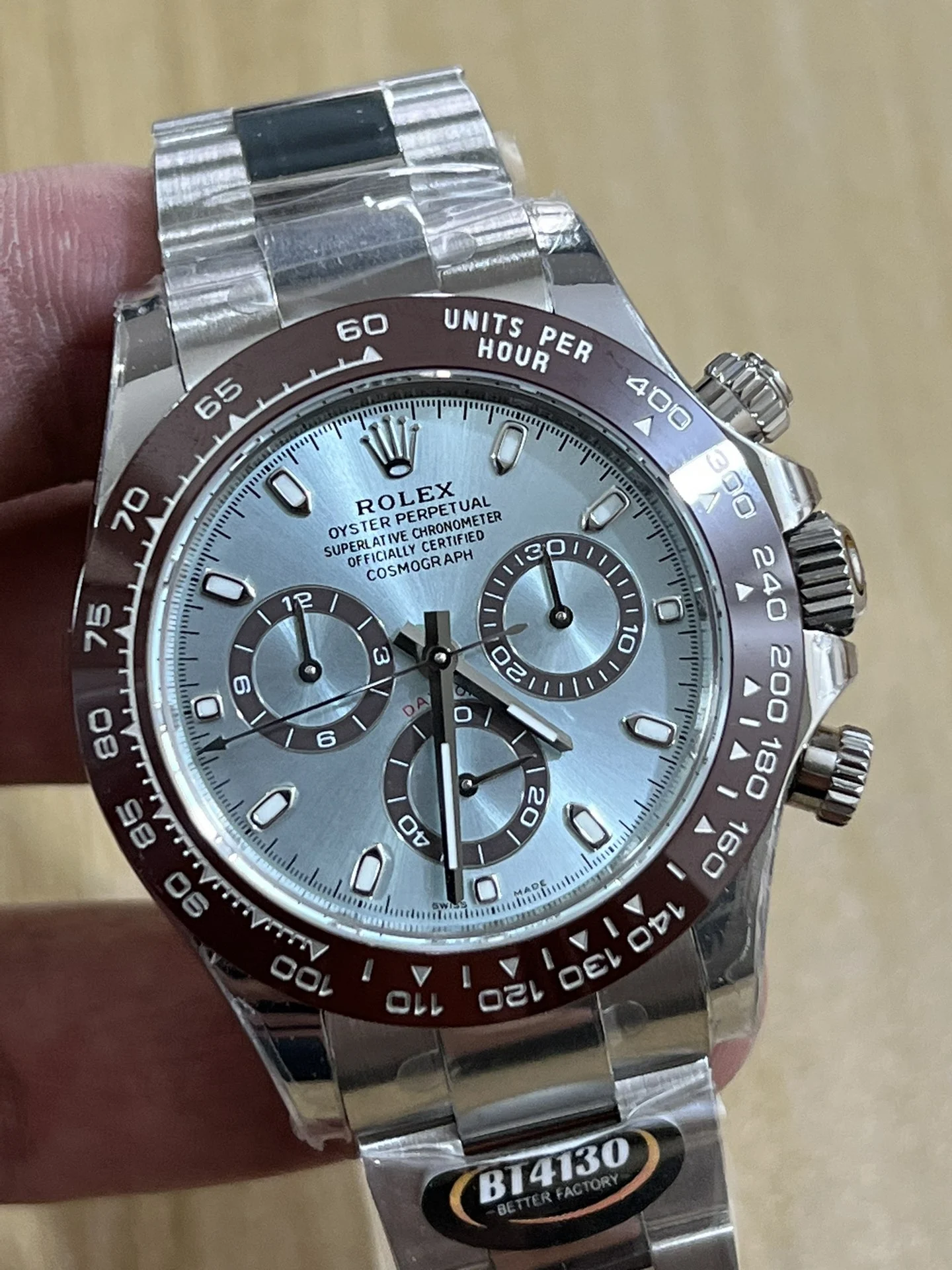 BT4130 Ice Blue Striped Dingdi — photographed off the sweep