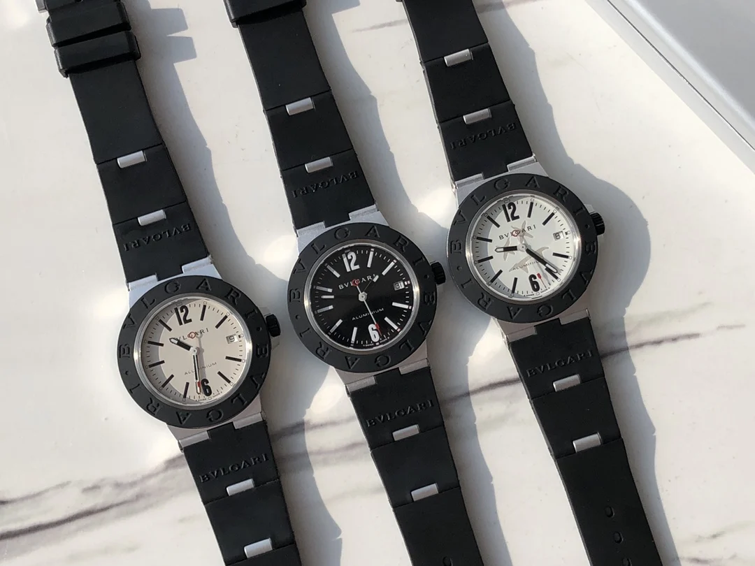 Bulgari Black Dial — photographed off the sweep