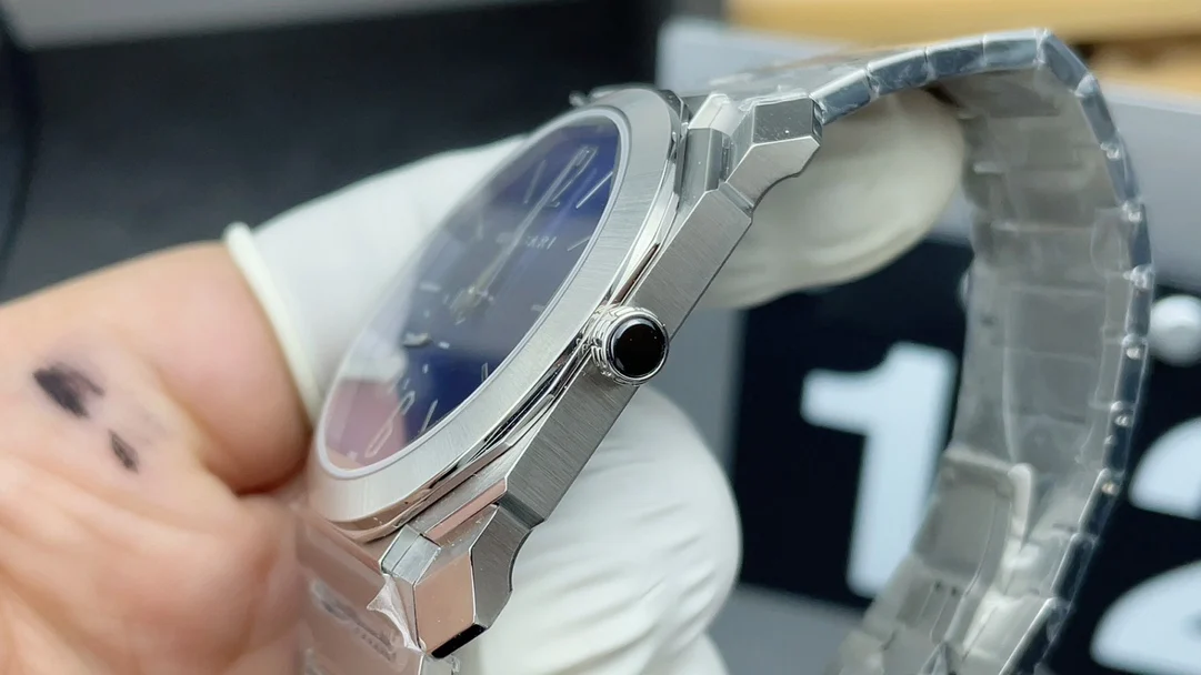 Bulgari Blue Dial — photographed off the sweep