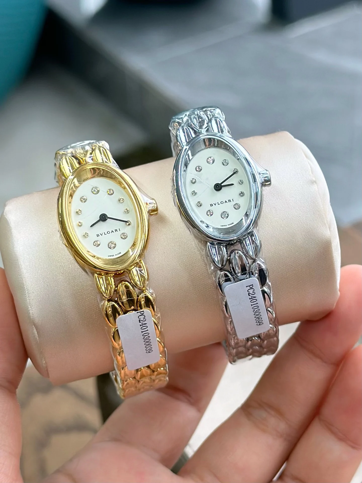 Bulgari Platinum — photographed off the sweep