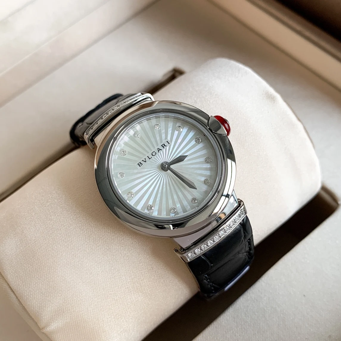 Bulgari Steel Diamond-Set 30mm