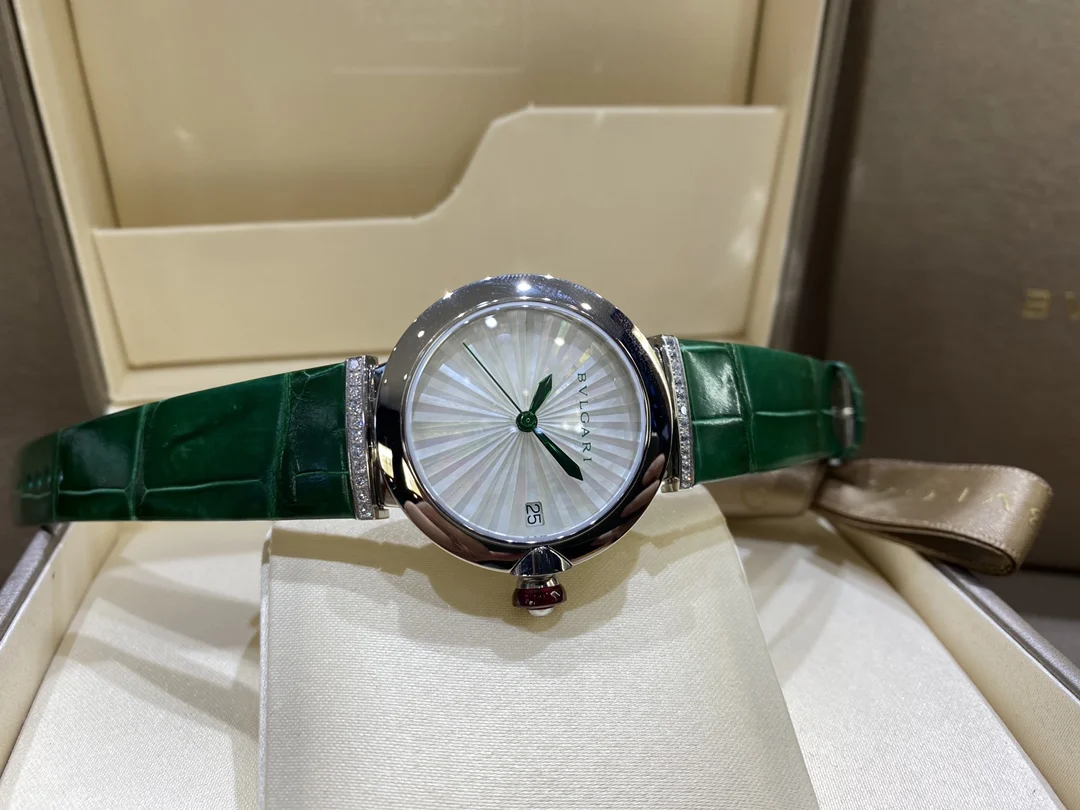 Bulgari Steel Green Dial — photographed off the sweep