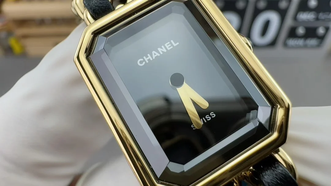 BV Chanel — photographed off the sweep
