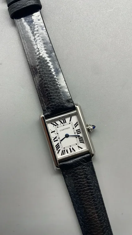 Cartier 29 × 22mm