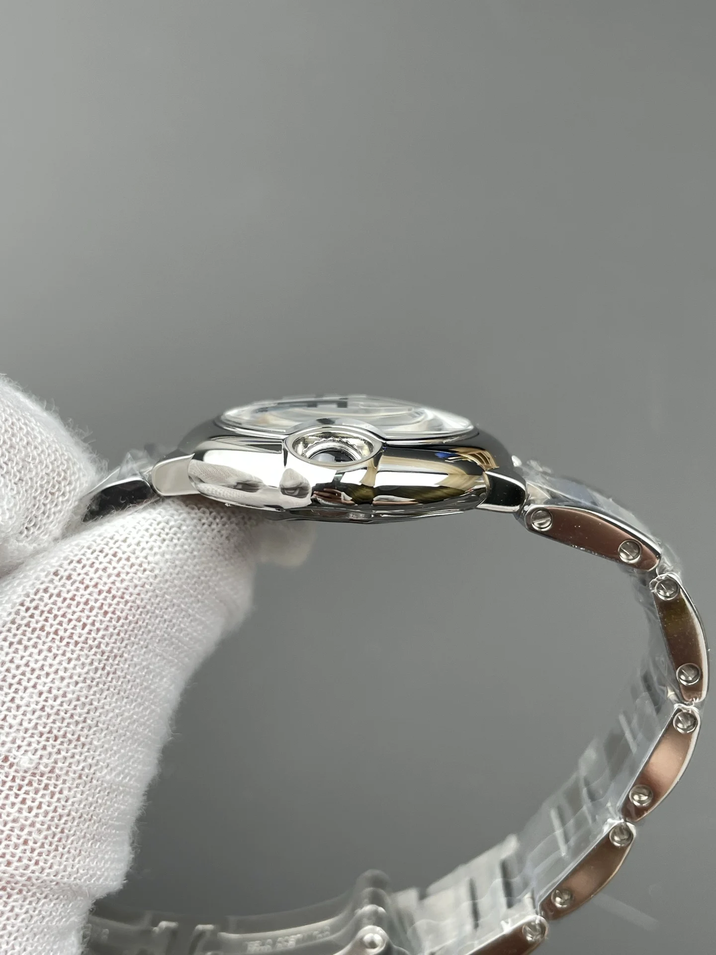 Cartier Ballon Bleu 28mm — photographed off the sweep